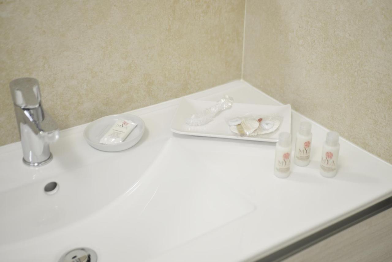 La Casa Di Eva Bed & Breakfast Brindisi Dış mekan fotoğraf